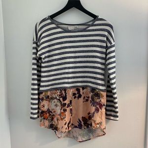 Gorgeous Anthropologie top!